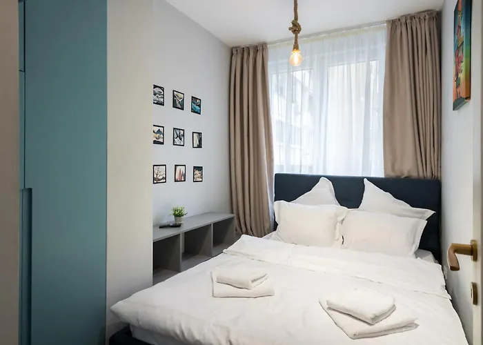 Turqoise 2Bdr Apartment